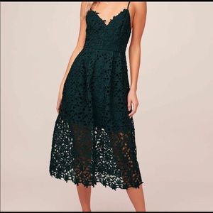 Emerald green astr lace midi dress